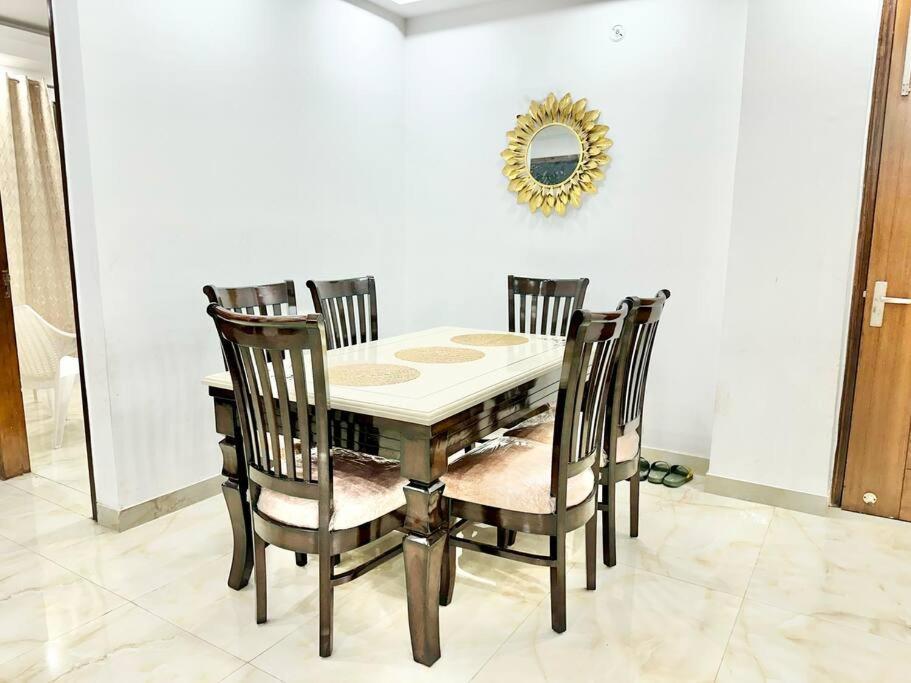 Forest Vistas A Luxury Vasant Kunj Gem * New Delhi