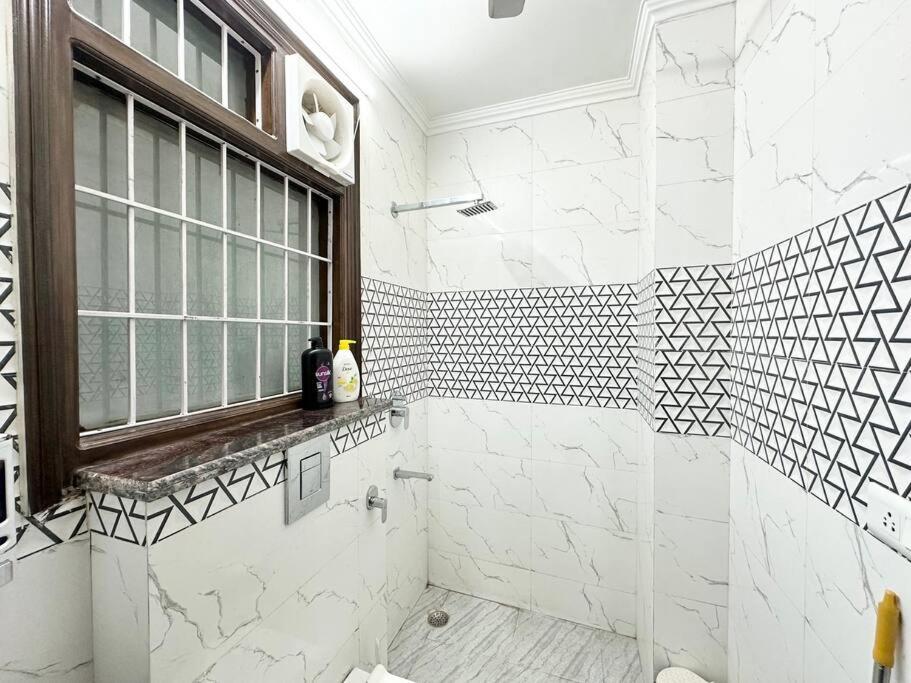 Forest Vistas A Luxury Vasant Kunj Gem *